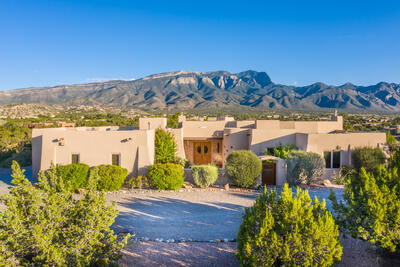 3 MAIZE Trail, Placitas 