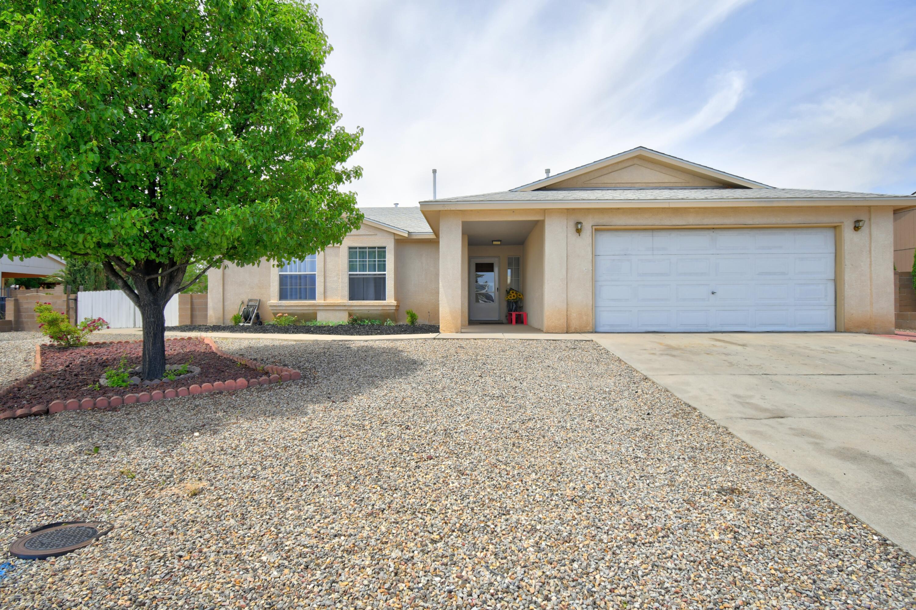 2575 DIAMOND PEAK Drive NE - Main Image