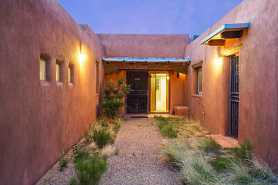 14 LARIAT Road, Placitas 