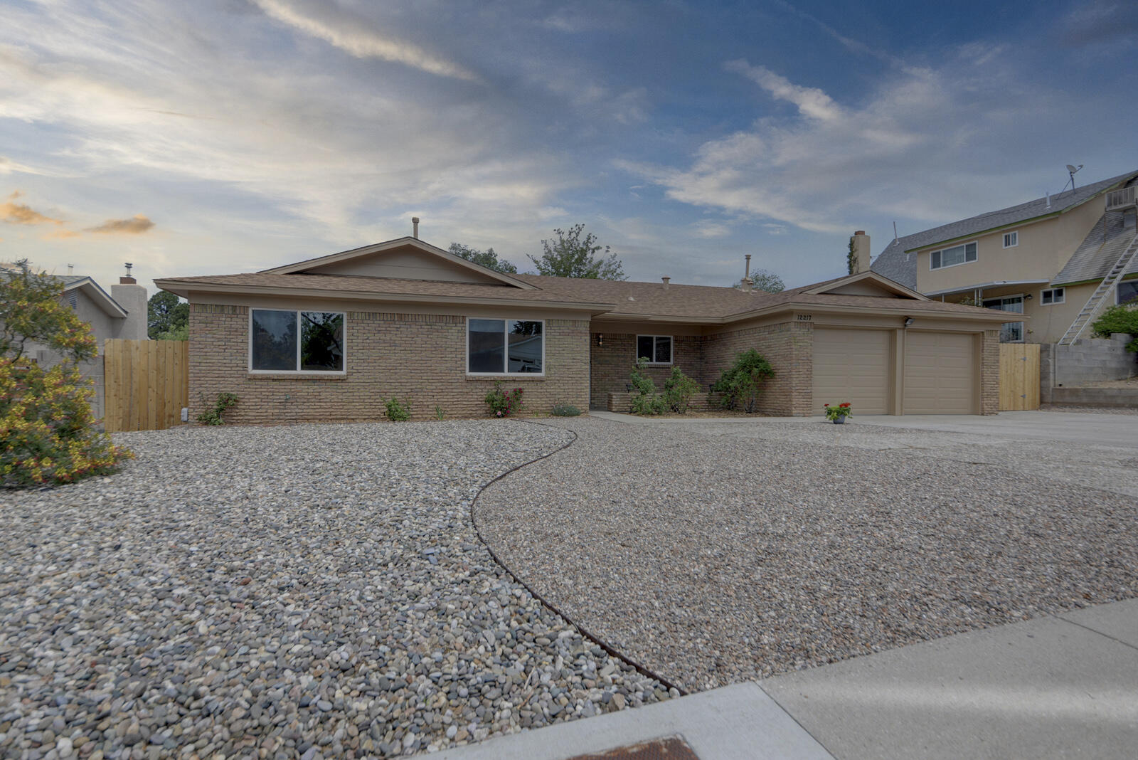 12217 VIENNA Drive NE - Main Image