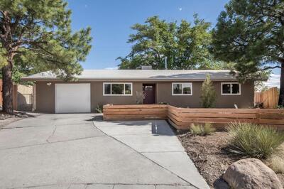 1900 MACBETH Court NE, Albuquerque