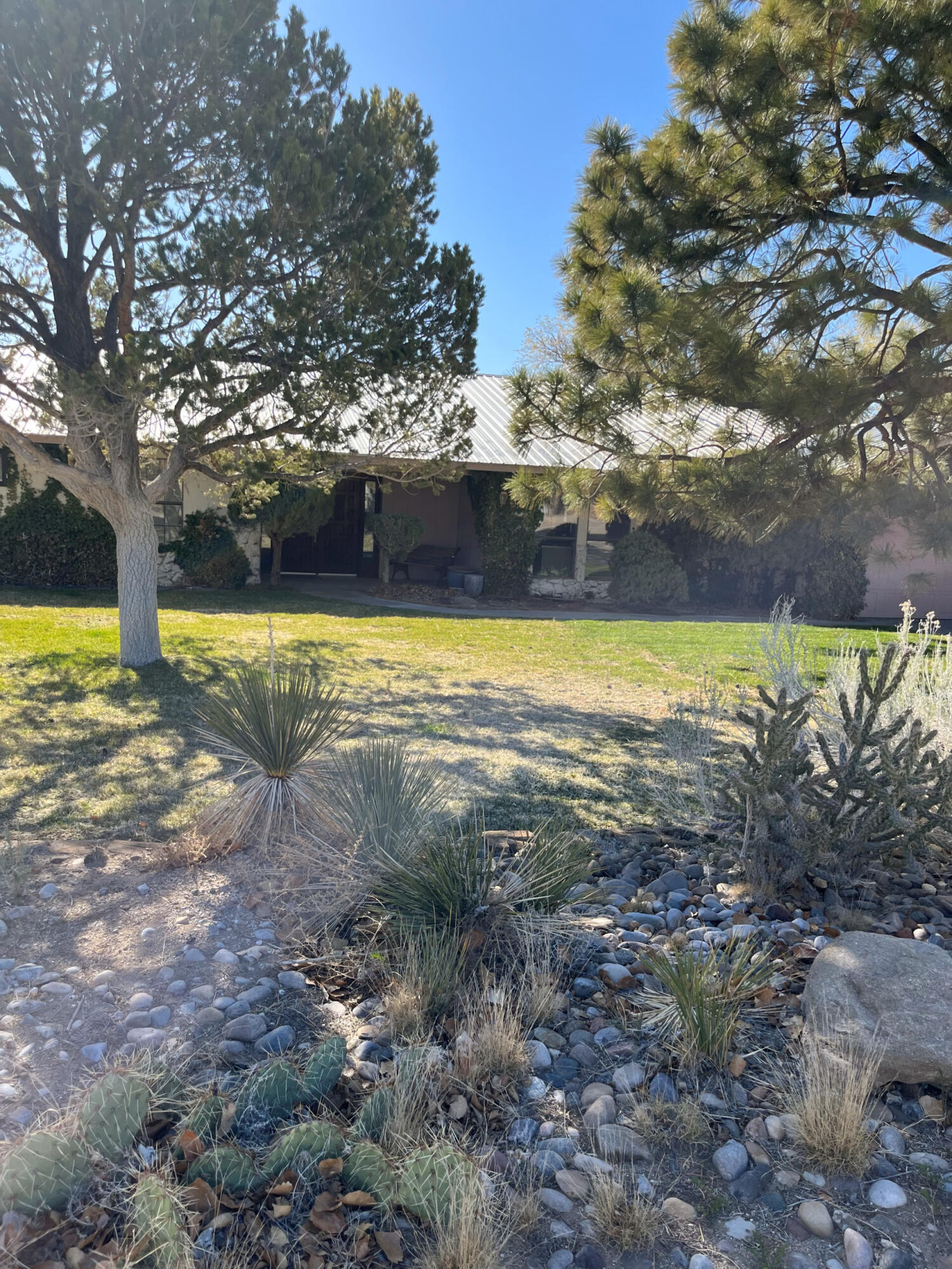 601 Four HIlls Drive SE C - Main Image