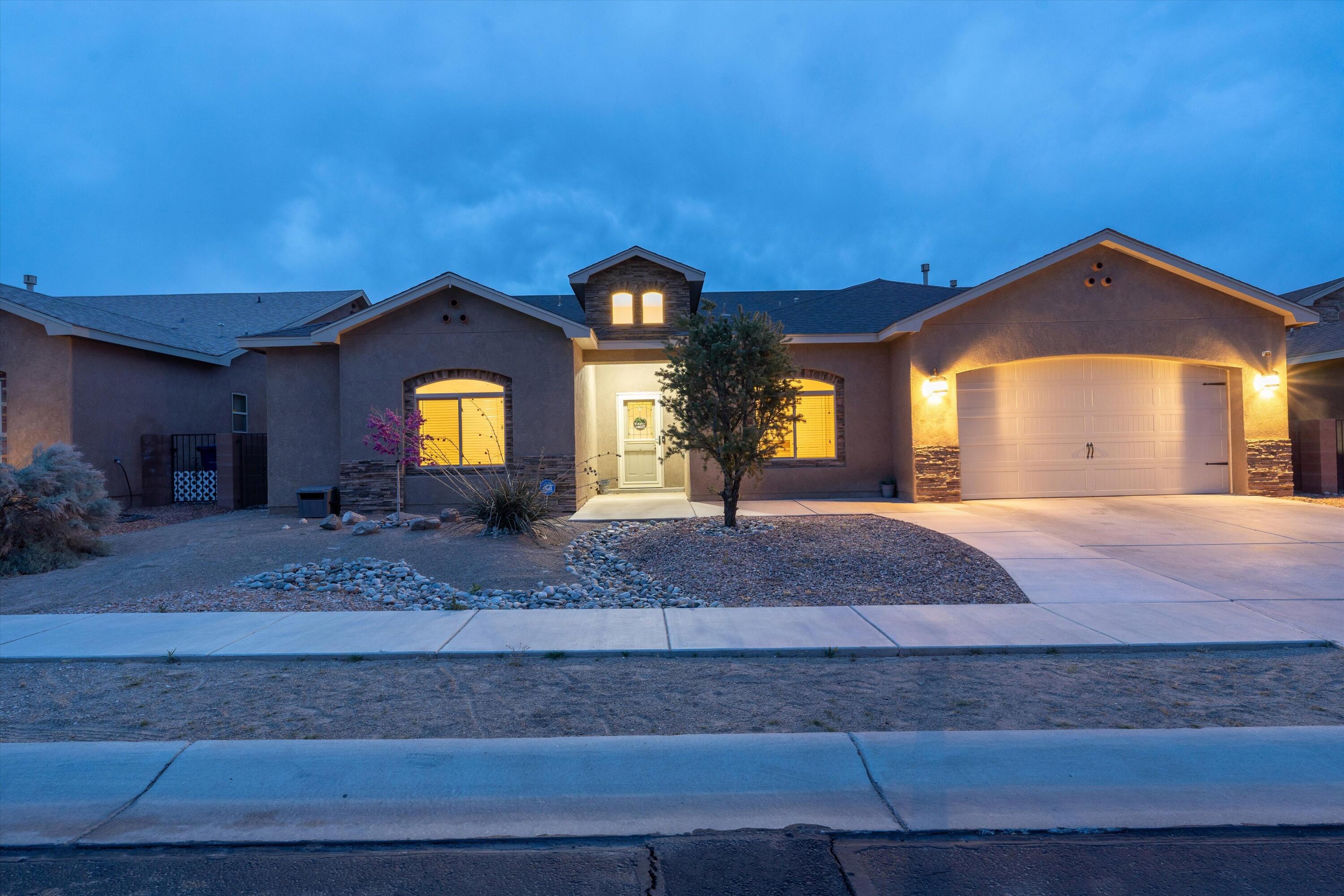 2640 FIREWHEEL Avenue SW - Main Image