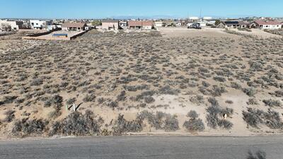 725 8th Street NE, Rio Rancho 