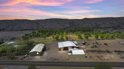 714 HWY 52, Elephant Butte 