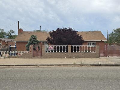 2924 Owen Road SW, Albuquerque