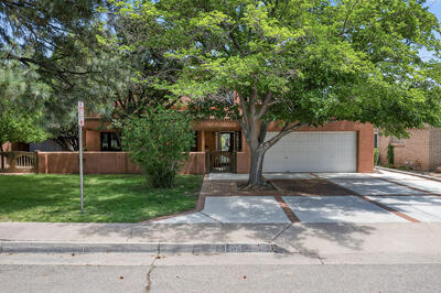 1405 SIGMA CHI Road NE, Albuquerque