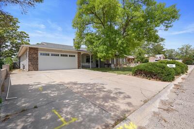 635 SILVER SADDLE Road SE, Rio Rancho 