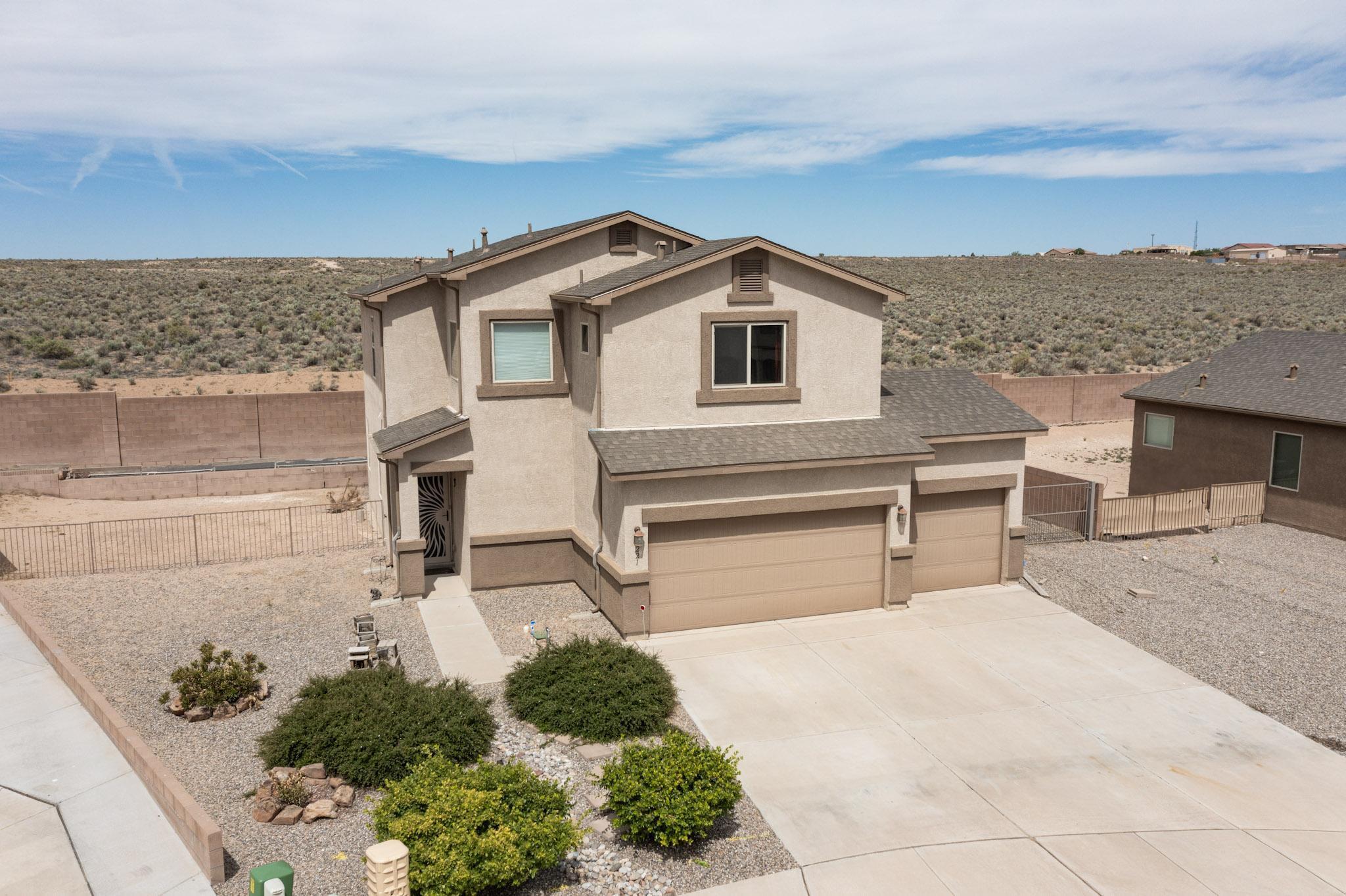 221 LANDING Trail - Main Image