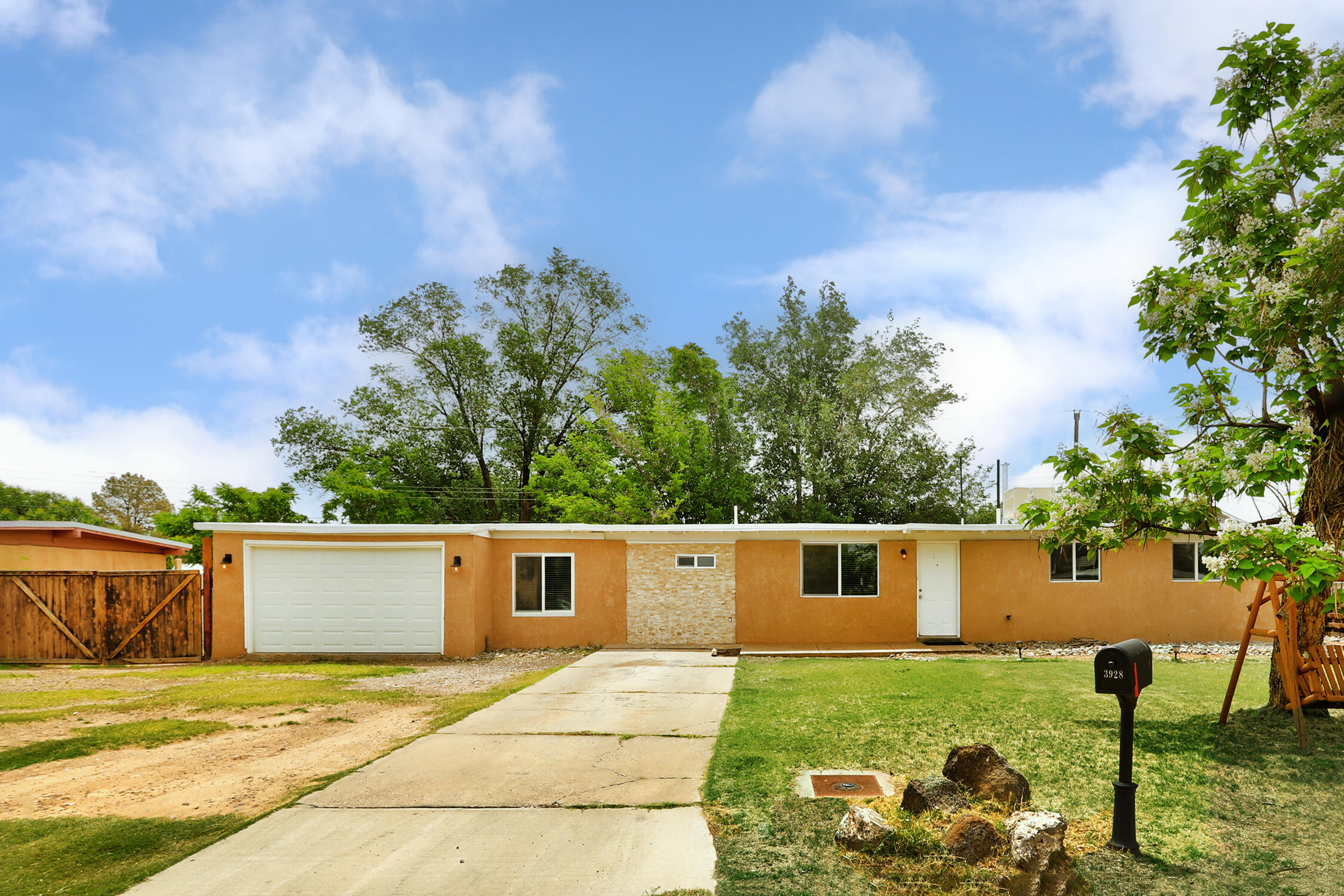 3928 DONALD Road SW - Main Image