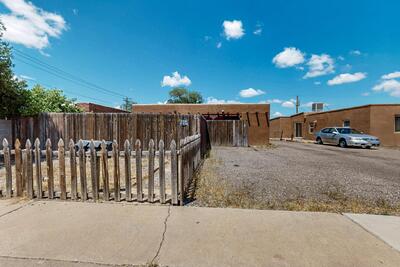 207 VERMONT Street NE, Albuquerque