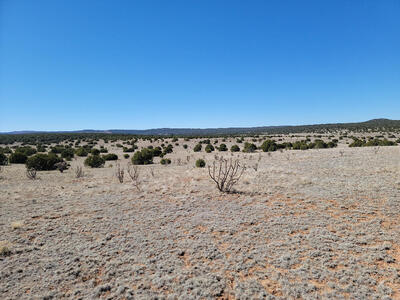 140 Brazos Loop, Estancia 