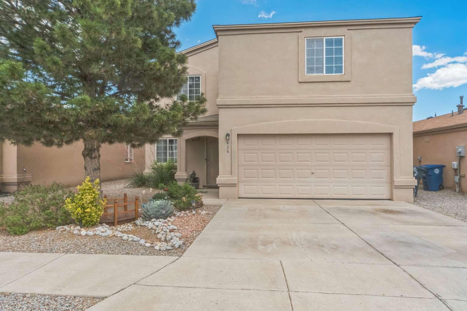 636 RIDGESIDE Trail SW - Main Image