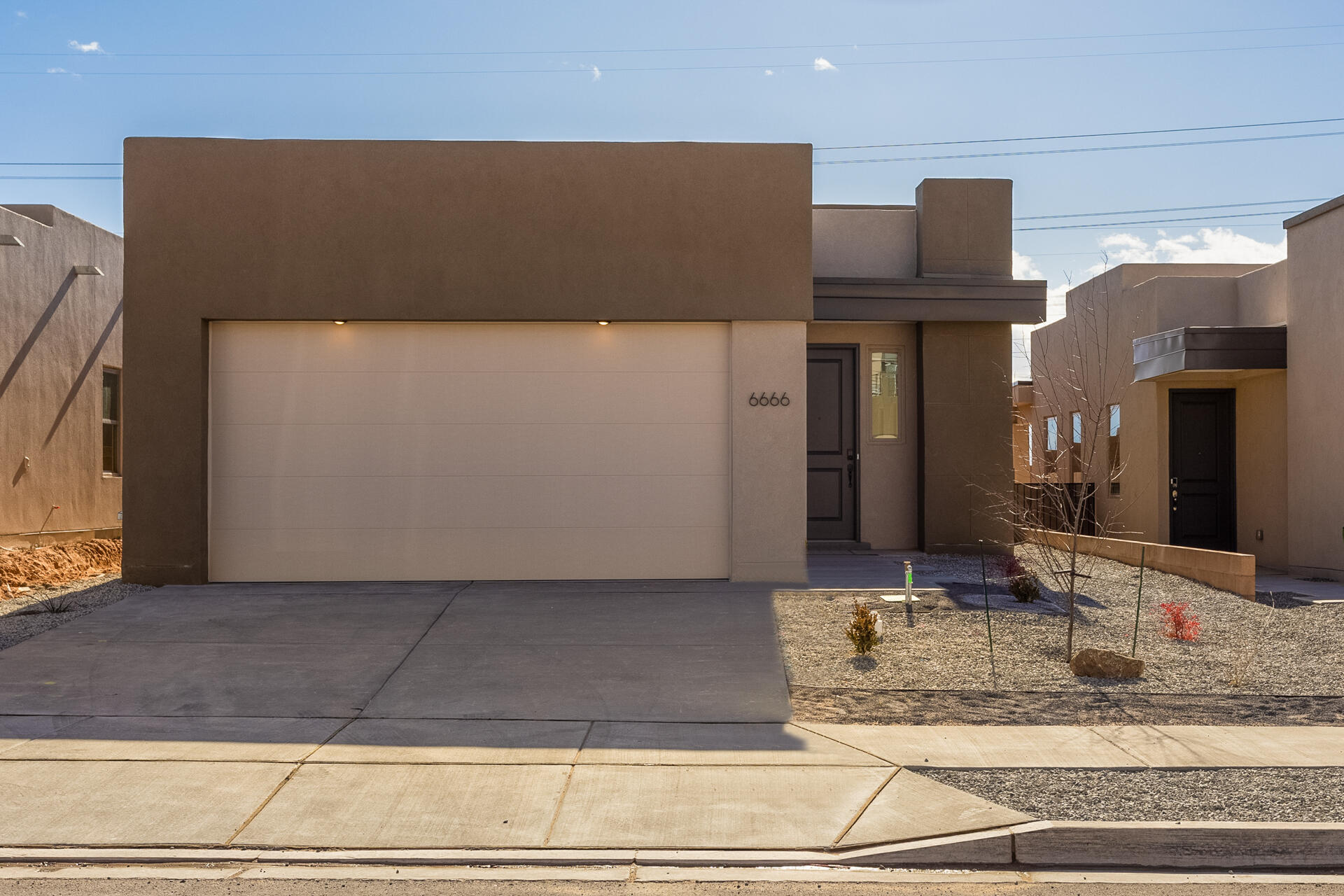 6666 Sydney Drive NE - Main Image