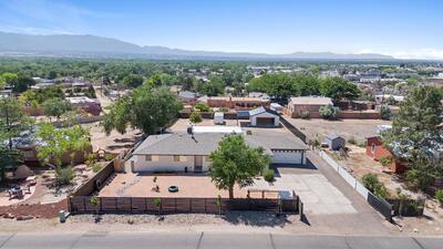 10608 Calle De Elena, Corrales 