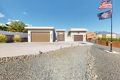 3408 DEMAVEND Road NE, Rio Rancho