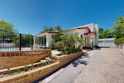 805 RIDGECREST Drive SE, Albuquerque