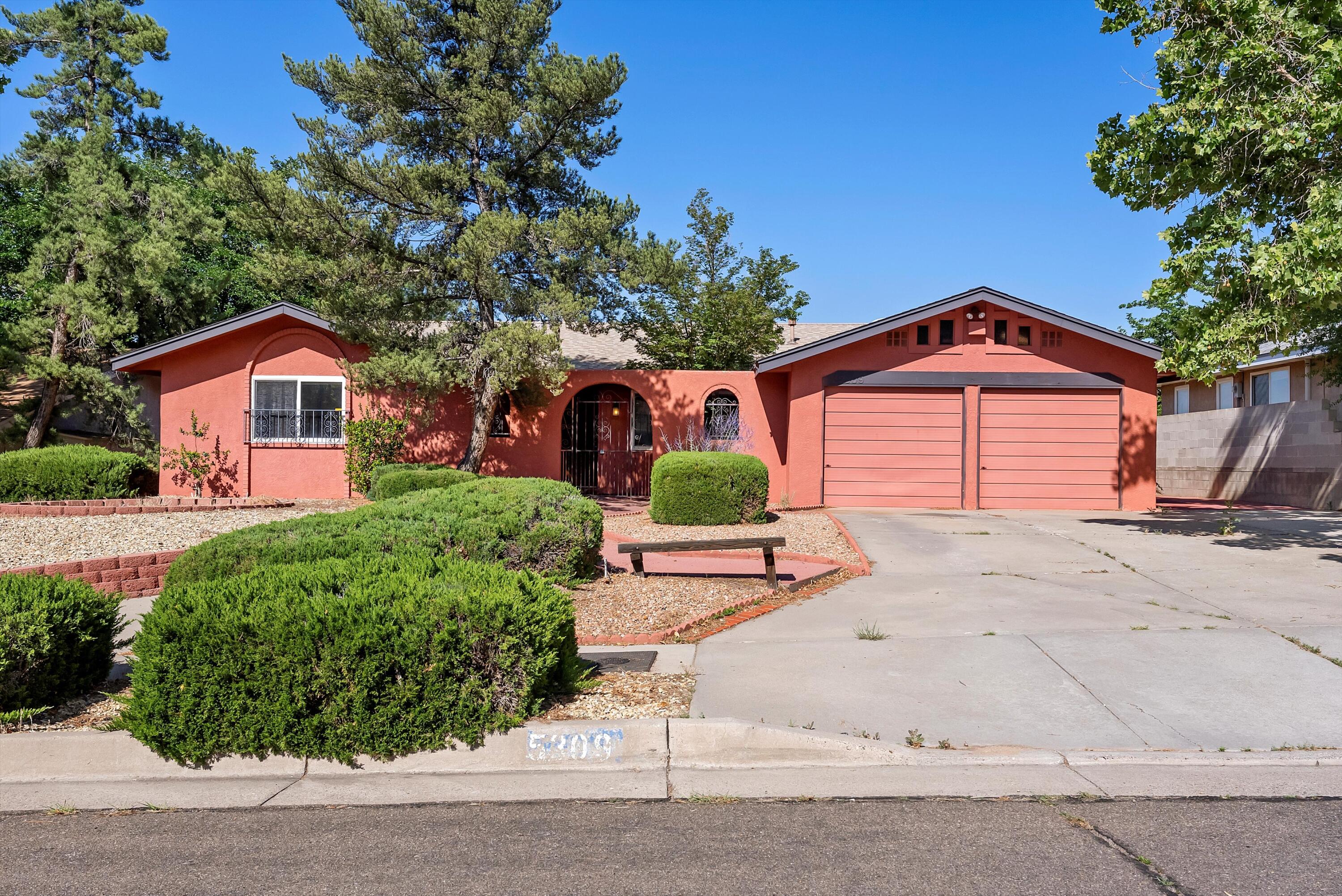 5309 Jessie Drive NE - Main Image