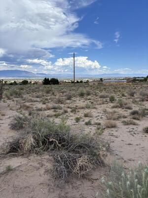 1226 Villa Road SE, Rio Rancho 