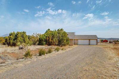 2 GRAYSON Court, Edgewood 