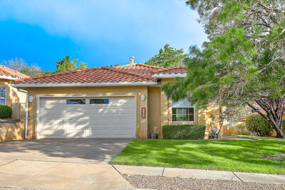 1214 BLUE QUAIL Road NE, Albuquerque