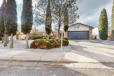 4807 PARSIFAL Street NE, Albuquerque