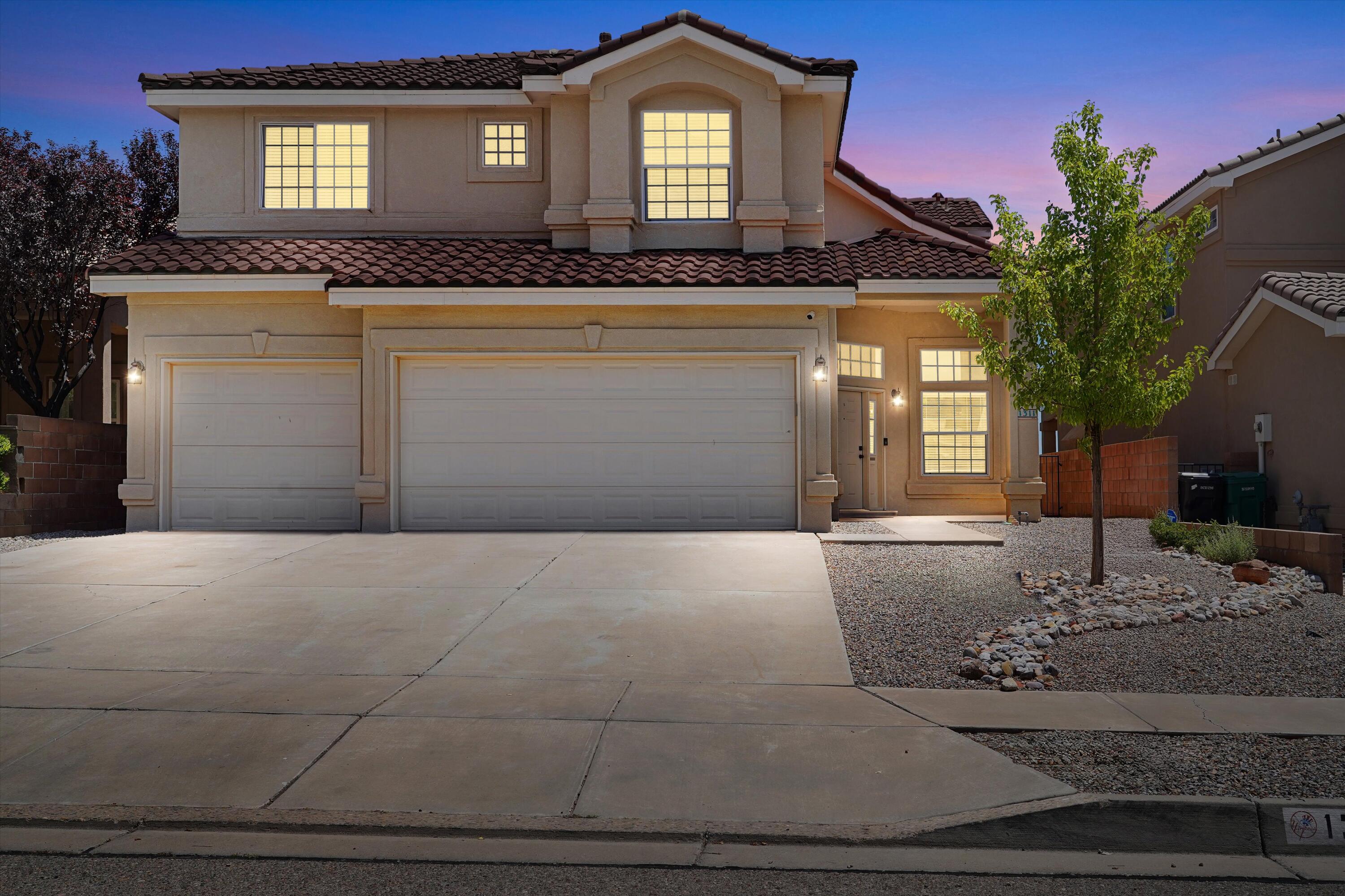 1311 MIRADOR Loop NE - Main Image