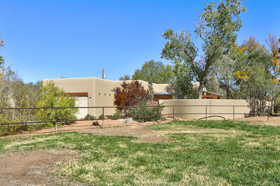 120 ESPINOSA Road, Corrales