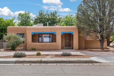 341 FONTANA Place NE, Albuquerque