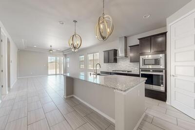 415 Adeline Avenue, Los Lunas