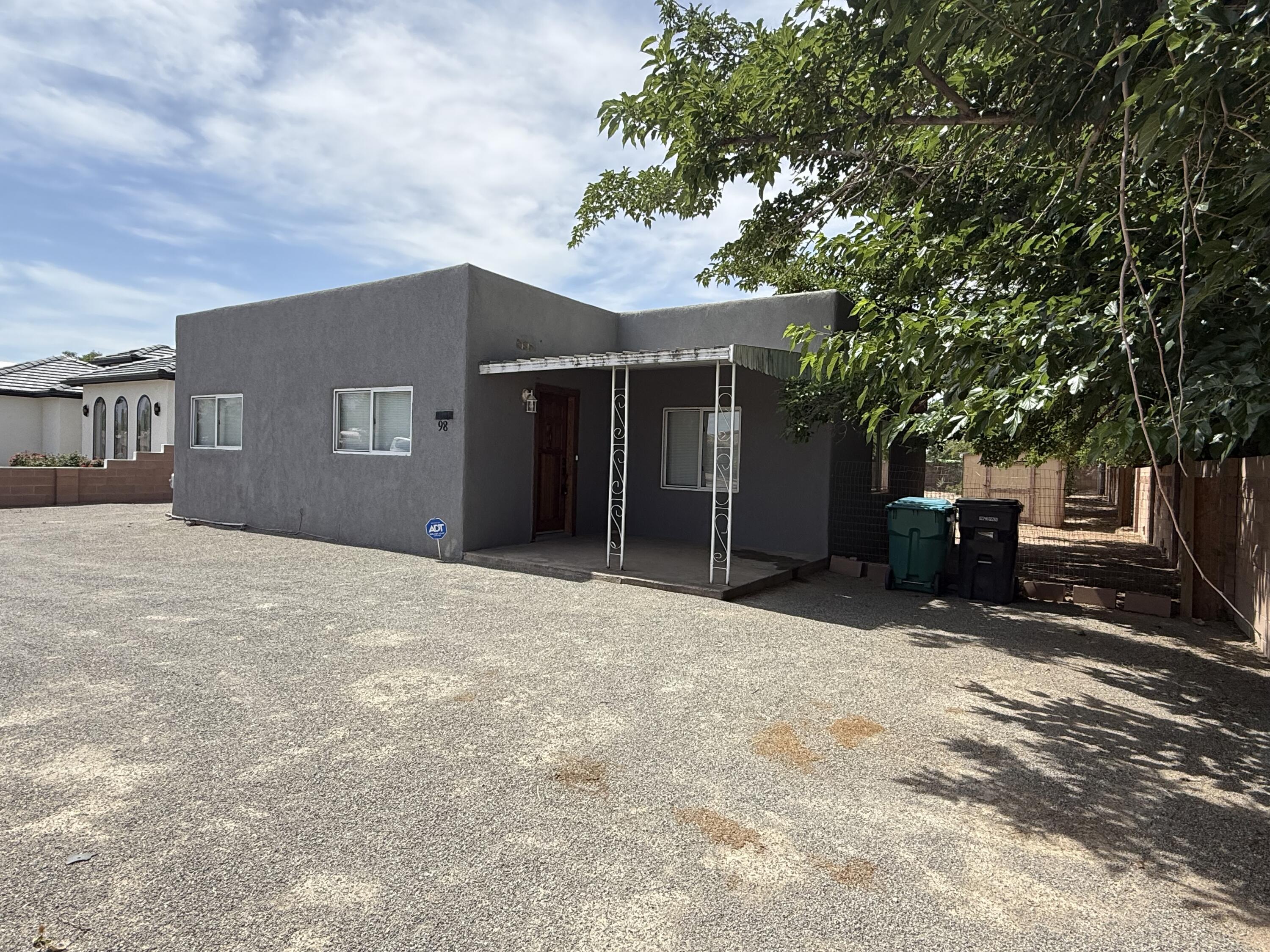 98 RANCHO PEQUENOS Way - Main Image