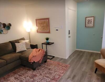 4601 CARLISLE Boulevard NE H-2, Albuquerque