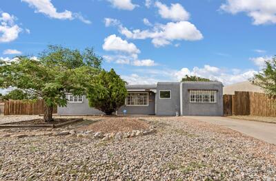 5501 Arvilla Avenue NE, Albuquerque