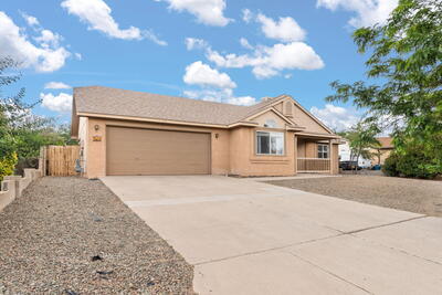 911 CHUCKWAGON Road SE, Rio Rancho