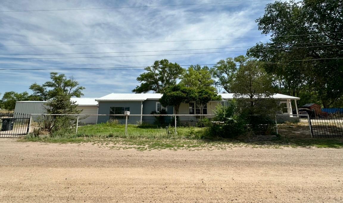 944 Lucinda Drive SW - Main Image