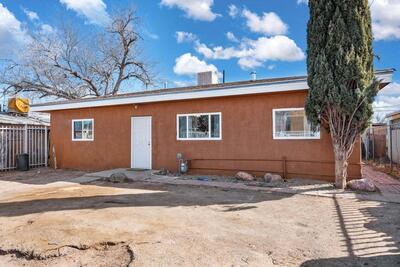 230 PENNSYLVANIA Street NE, Albuquerque