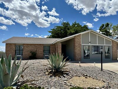 803 WESTERN HILLS Drive SE, Rio Rancho