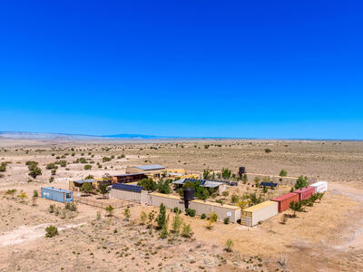 215 Tren Road, Los Lunas 