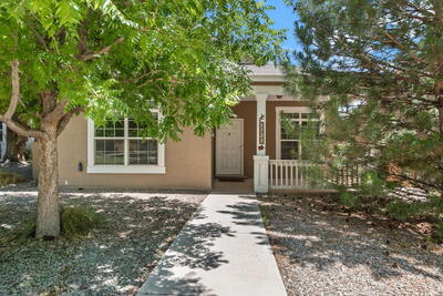5723 STRAND Loop SE, Albuquerque