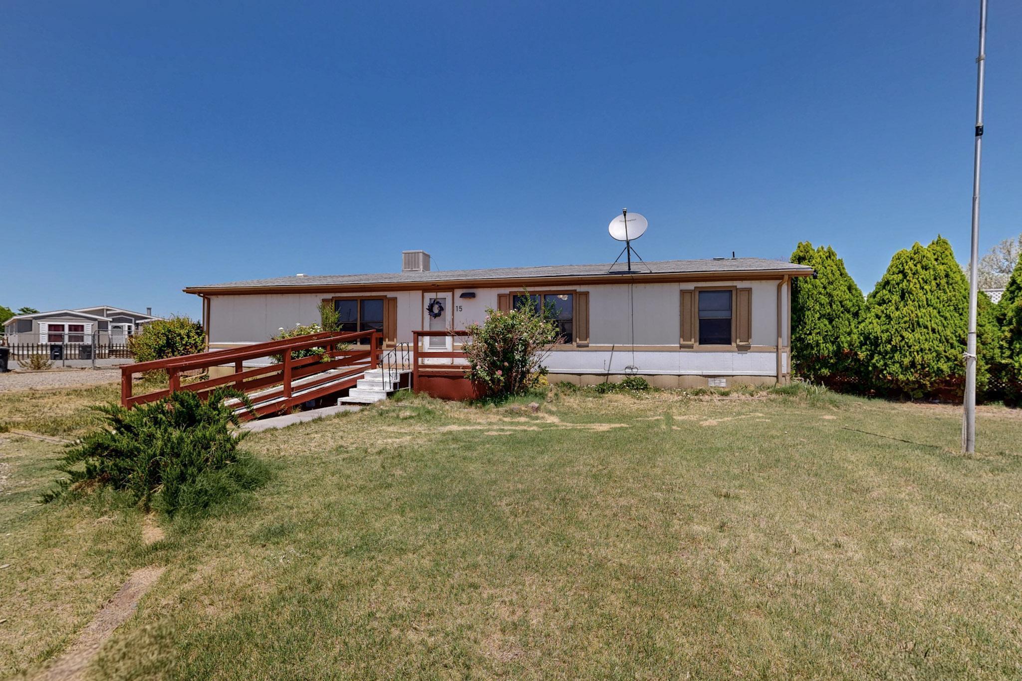 15 JARDIN Road - Main Image