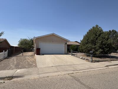 1637 JOAN Street, Belen