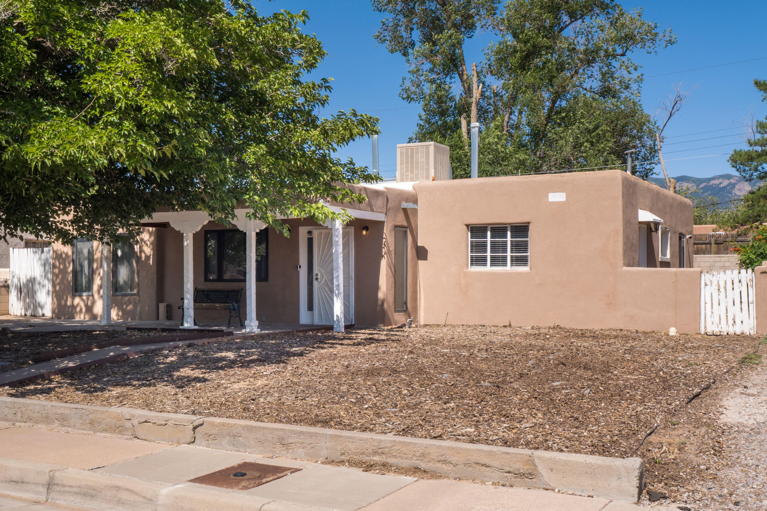 1332 BOATRIGHT Drive NE - Main Image