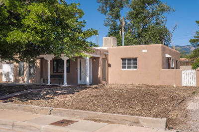 1332 BOATRIGHT Drive NE, Albuquerque