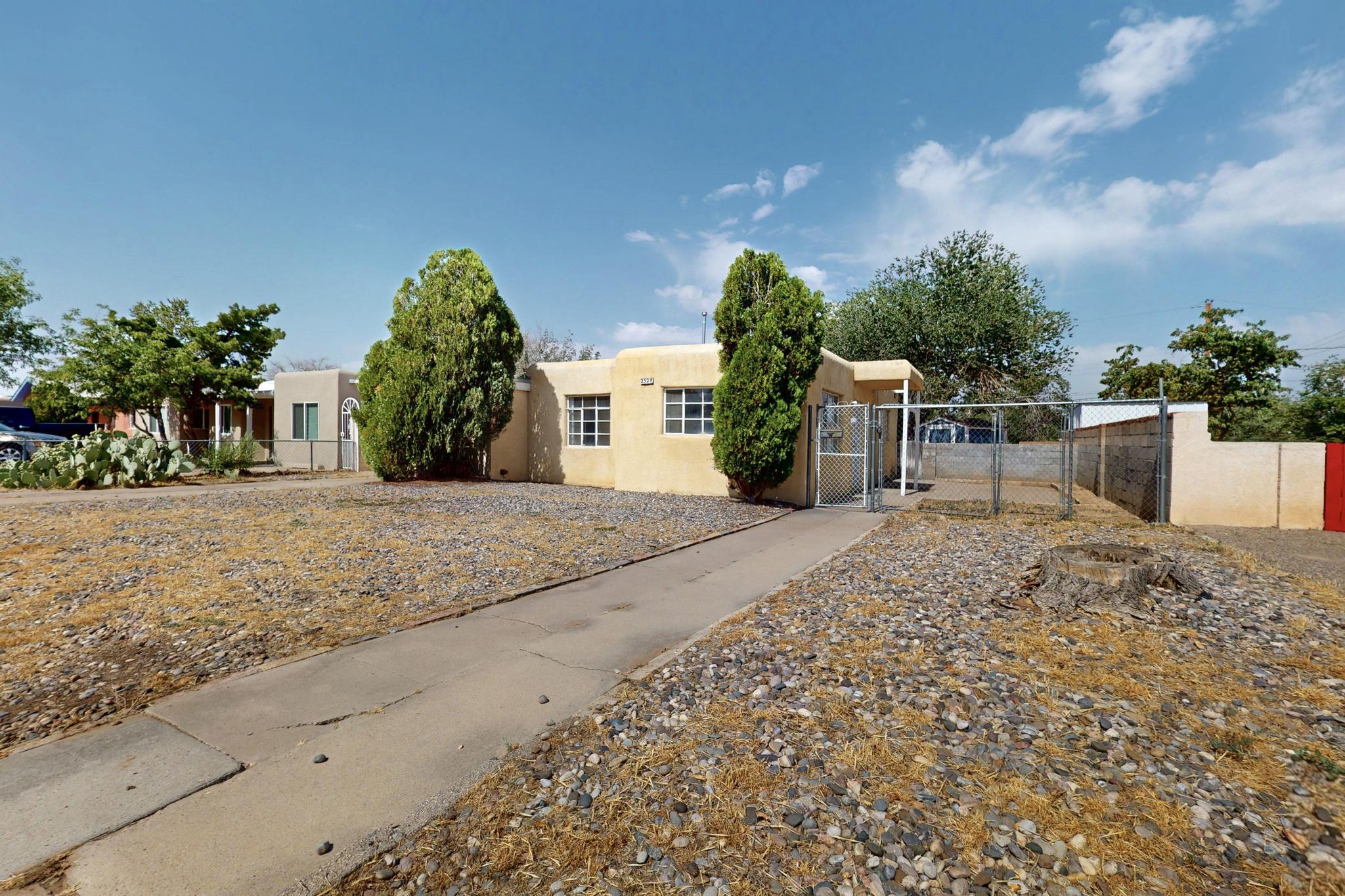 2529 CARDENAS Drive NE - Main Image