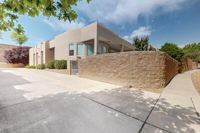 5304 SACATE Avenue NW, Albuquerque