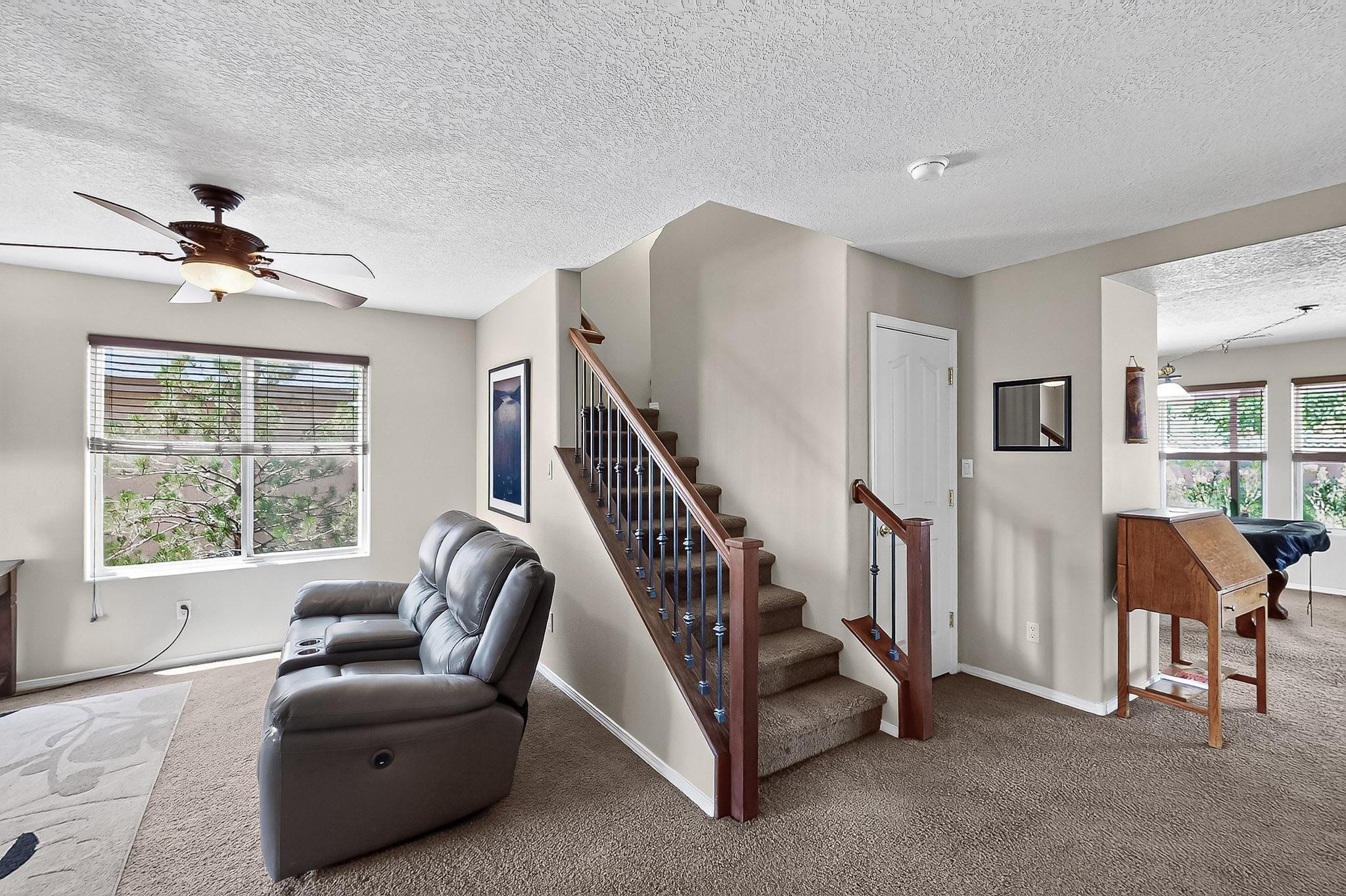 2901 MCKINNON Way SW - Main Image