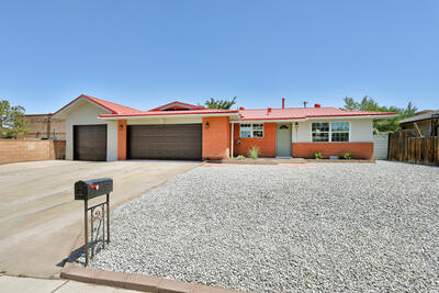 5711 Bohemio Court SW, Albuquerque