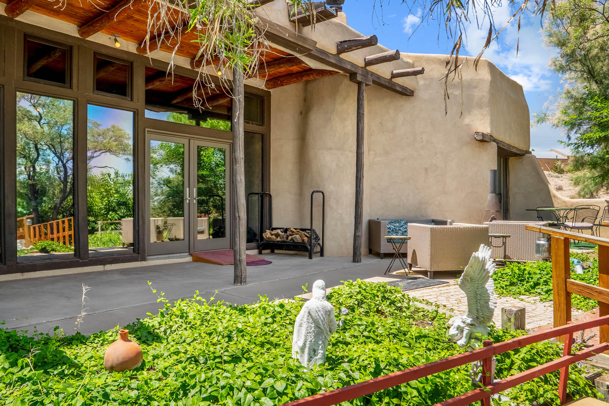 1552 CAMINO HERMOSA - Main Image