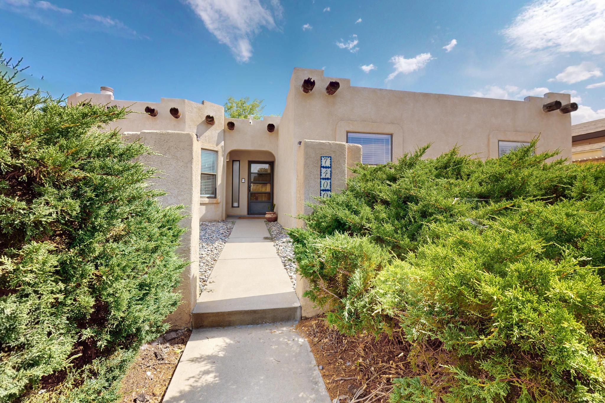 7400 LYNWOOD Drive NW - Main Image