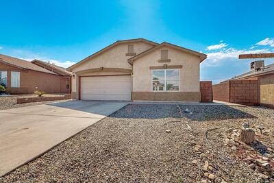 99 AVENIDA JARDIN, Los Lunas